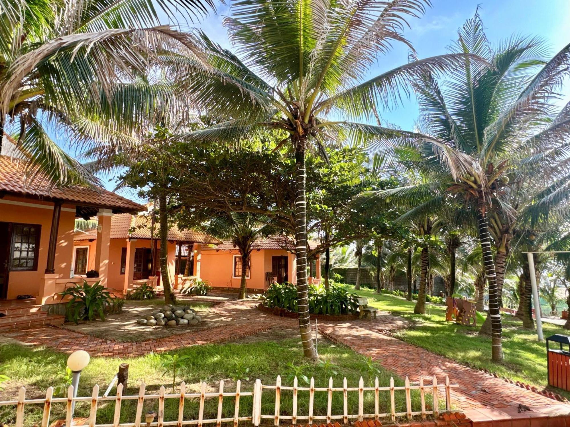 Blue Sailing Resort - Canh Buom Xanh Xom Tram エクステリア 写真